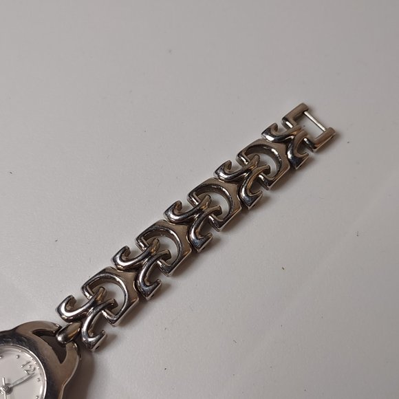 Silver Tone Metal With White Dial Analog Watch - Picture 4 of 16